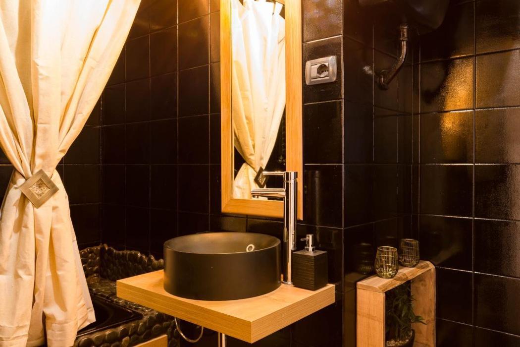 Spanish Step Nest Luxury ローマ エクステリア 写真